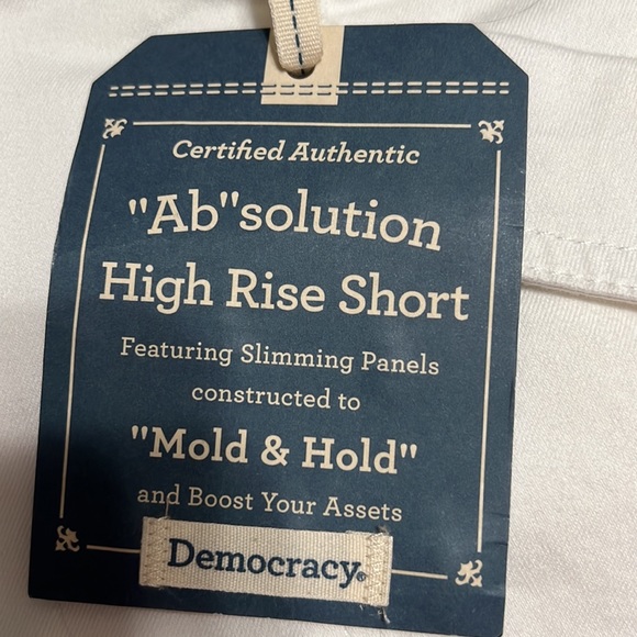 NWT Democracy Ab Solution High Rise Short White Size 22W - Picture 7 of 11